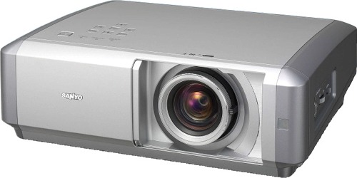 Sanyo LCD-Beamer PLV-Z4 mit Projektor-Tuning von Cine4Home